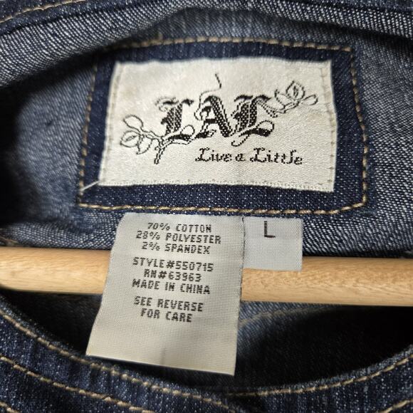 VTG Live A Little Denim Jacket sz L Blue Snap Front Pockets Fitted Top Stitched - Picture 12 of 16